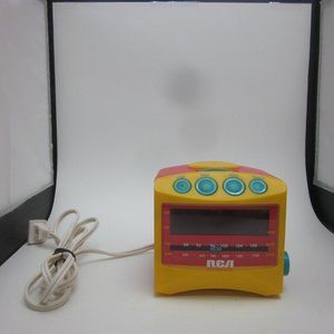 RCA Chipper and Nipper alarm clock/AM FM radio
